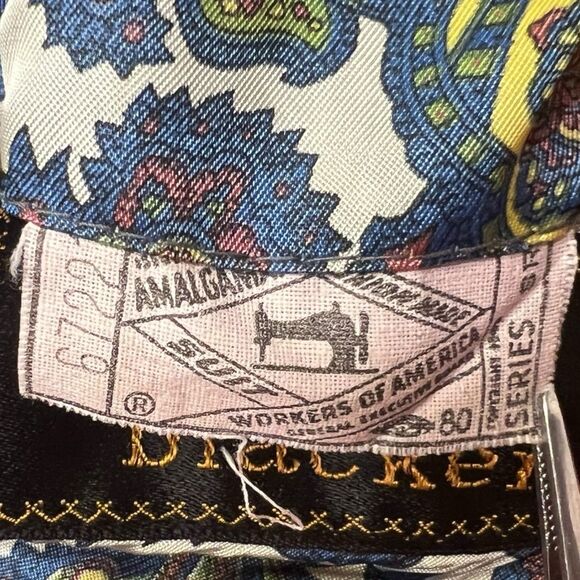 Stanley Blacker Vintage Red Blazer 40R Oversized Textured Gold Buttons USA - Picture 8 of 16